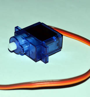 SG90_micro_servo_motor