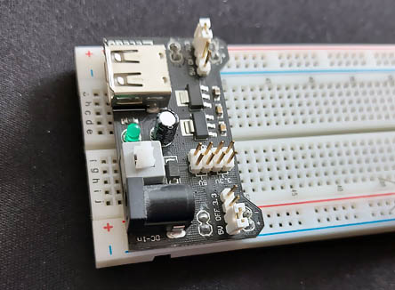 Adapter auf einem Steckboard