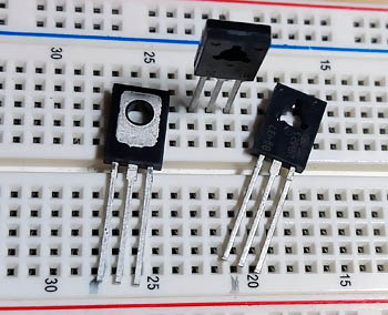 Transistoren BD437