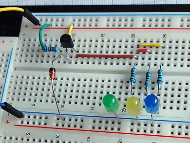 Spannungssteller mit z-Diode und Transistor