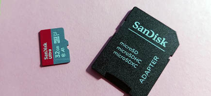 MicroSD-Karte mit Adapter