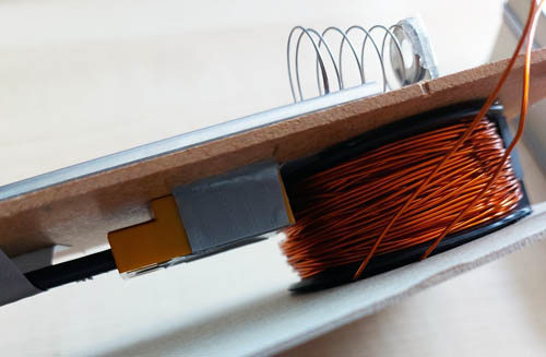 Montagestelle von Initiator und Magnet