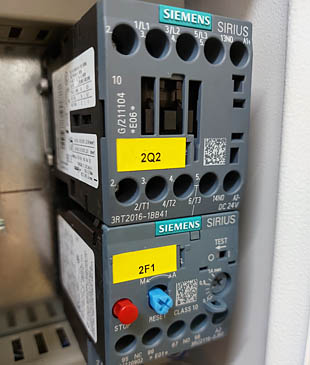 Leistungsschuetz mit Motorschutzschalter von Siemens
