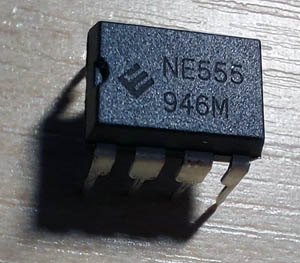 NE555